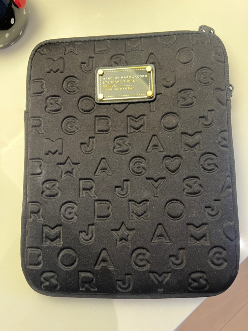 Marc by Marc Jacobs Black Neoprene Vertical Dreamy Tablet Case - Picture 6 of 9